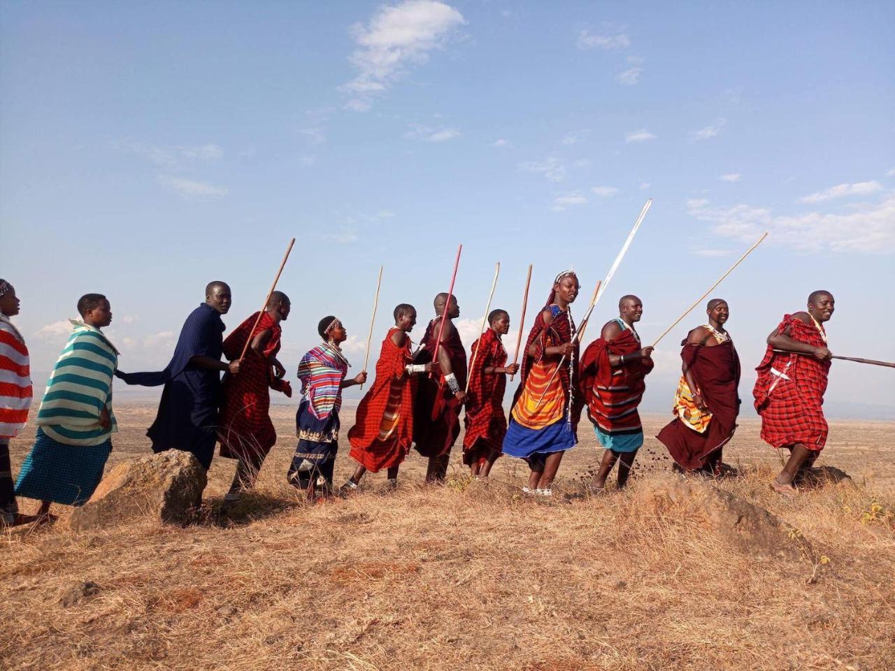 Osiligilai Maasai Lodge Sanya Juu Екстериор снимка